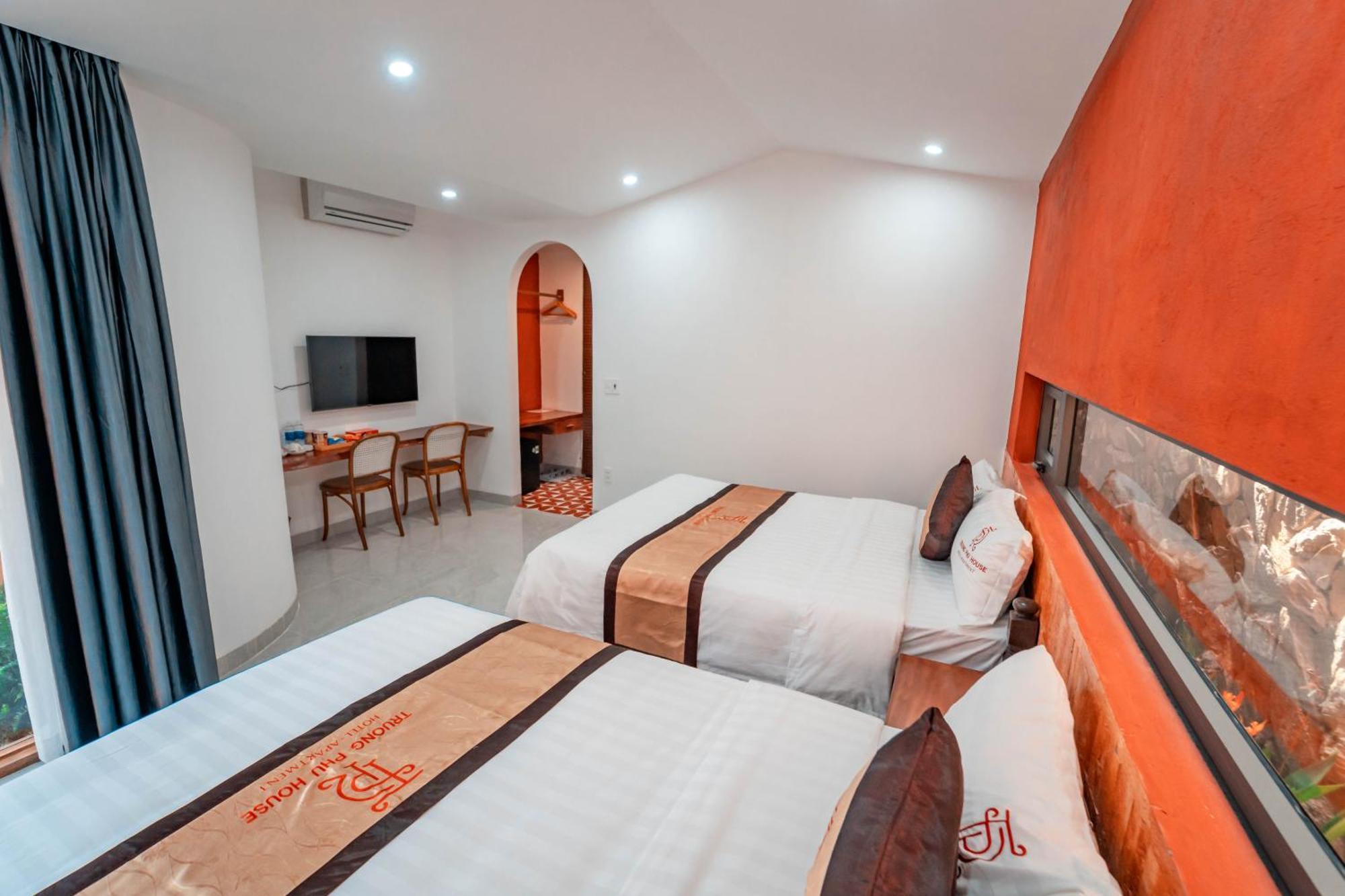 Truong Phu House - Hotel & Apartment Hue Bagian luar foto