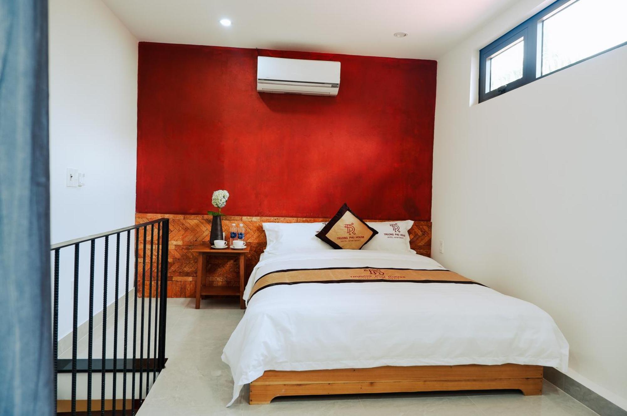 Truong Phu House - Hotel & Apartment Hue Bagian luar foto