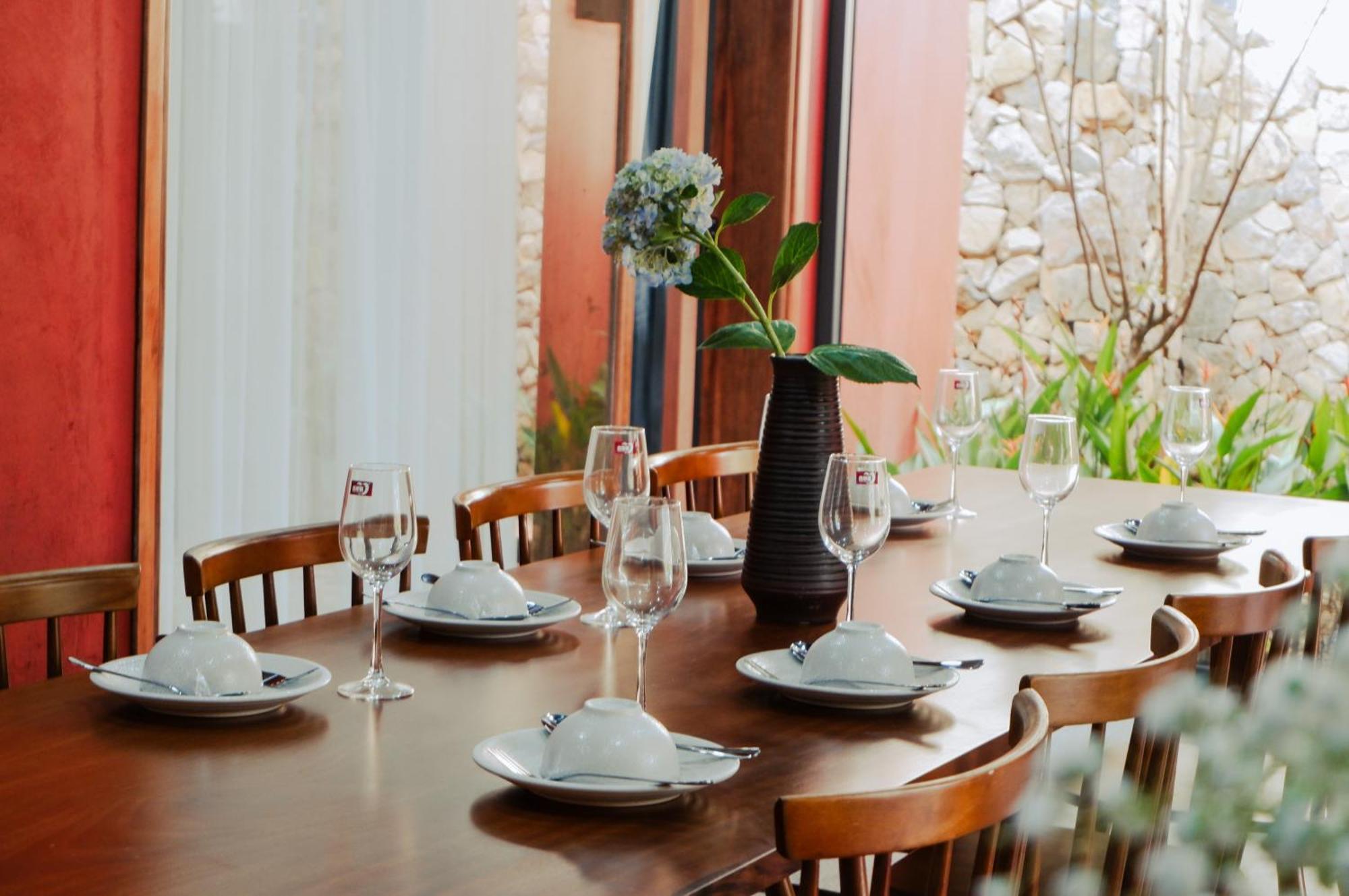 Truong Phu House - Hotel & Apartment Hue Bagian luar foto
